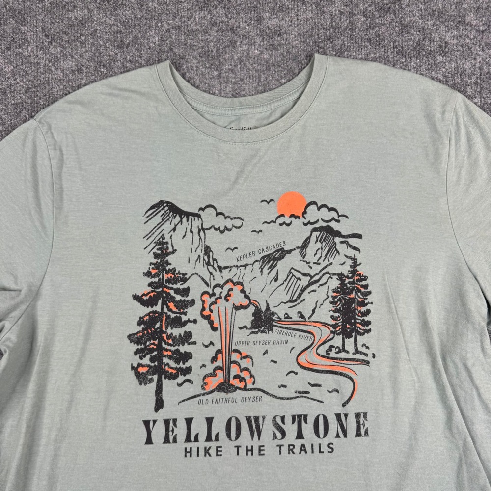 Goodfellow T-Shirt Mens XXL Sage Green Yellowstone Hike The Trails Graphic Tee